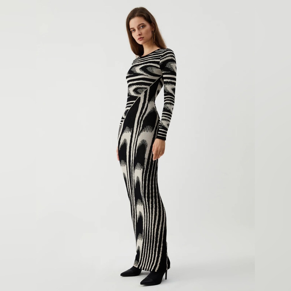 Commense Sweater Dress